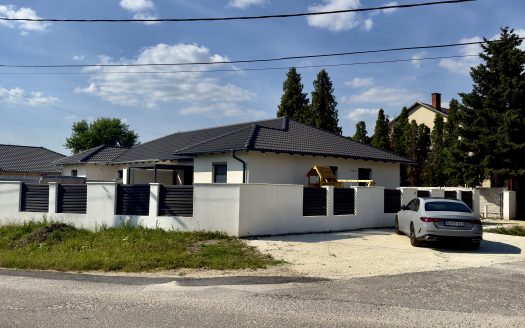 Kiskunlacháza – ingatlandetektor.hu