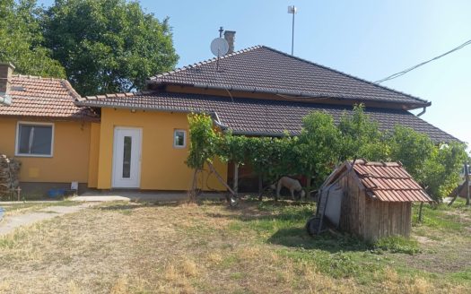 Eladó felújított 2 generációs lakóházas tanya, 5 hektár gazdálkodásra alkalmas földdel, halastóval Pest megyében! – ingatlandetektor.hu